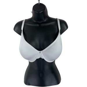 plus size 38DD La Vie En Rose Classic White Bra